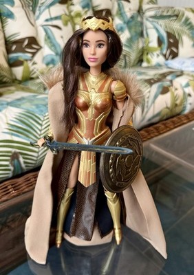 Hybrid DC Comics WW Hippolyta Body and Outfit with Fashionista Head