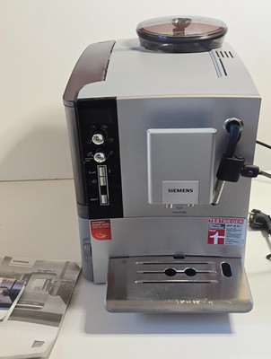 Siemens EQ.5 Macchiato TE503   Ersatzteile Auswahl, sehr guter Zustand