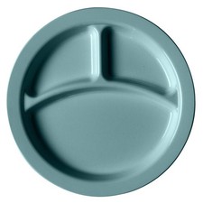 Cambro 93CW401 9 in Camwear® Slate Blue 3 Compartment Plate