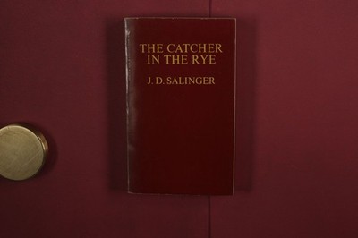 392569 J. D. Salinger THE CATCHER IN THE RYE Bantam Books