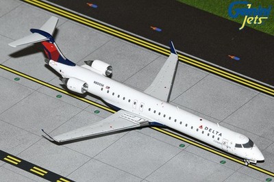 Delta Connection Bombardier CRJ900LR N800SK GeminiJets G2DAL1278 1:200 RARE