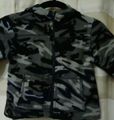 Reversible Hooded Jacket ~ Camo Fleece 
