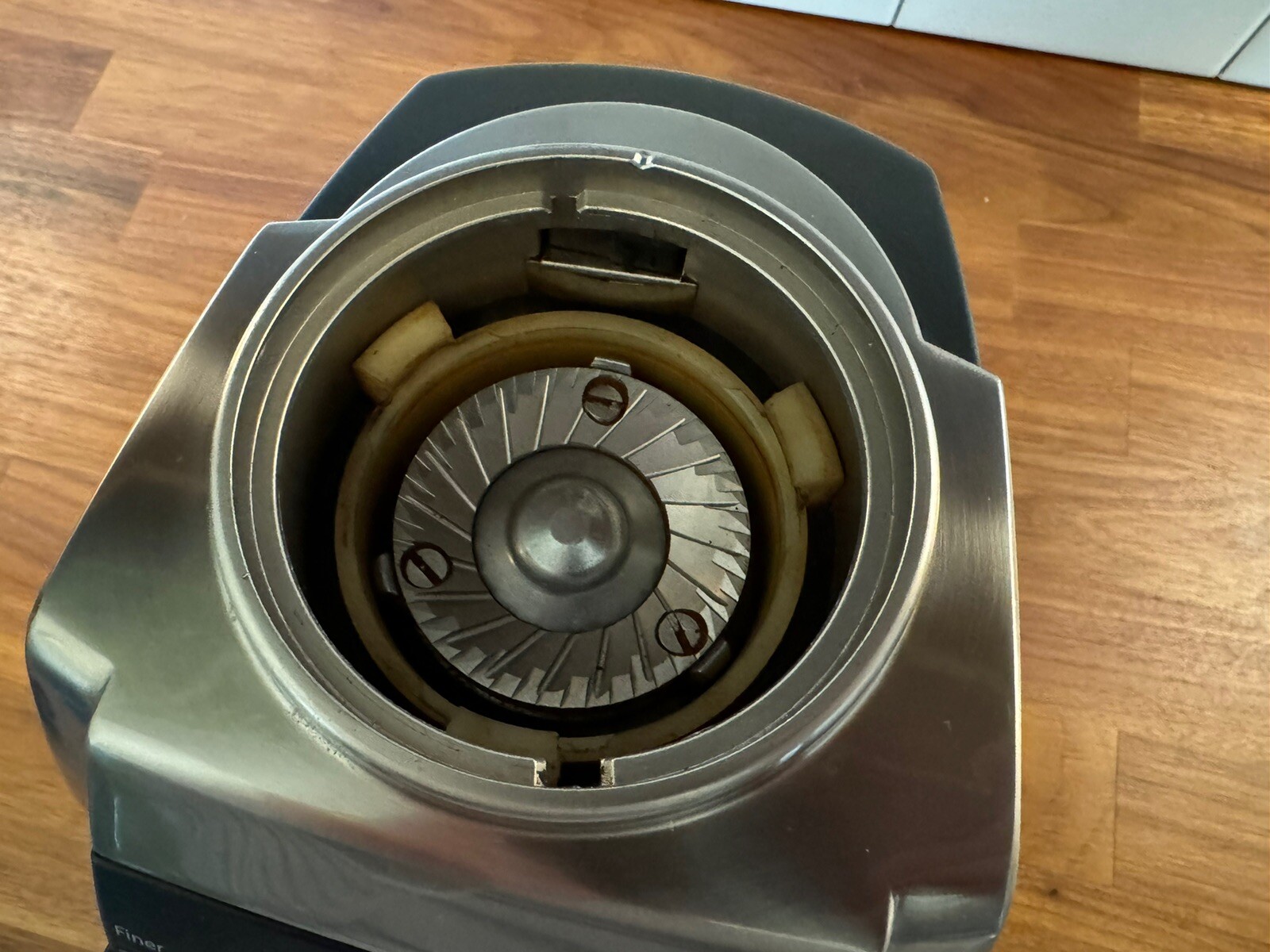 Baratza Vario Flat Burr Coffee Grinder With Extra Burr Set 838823009852