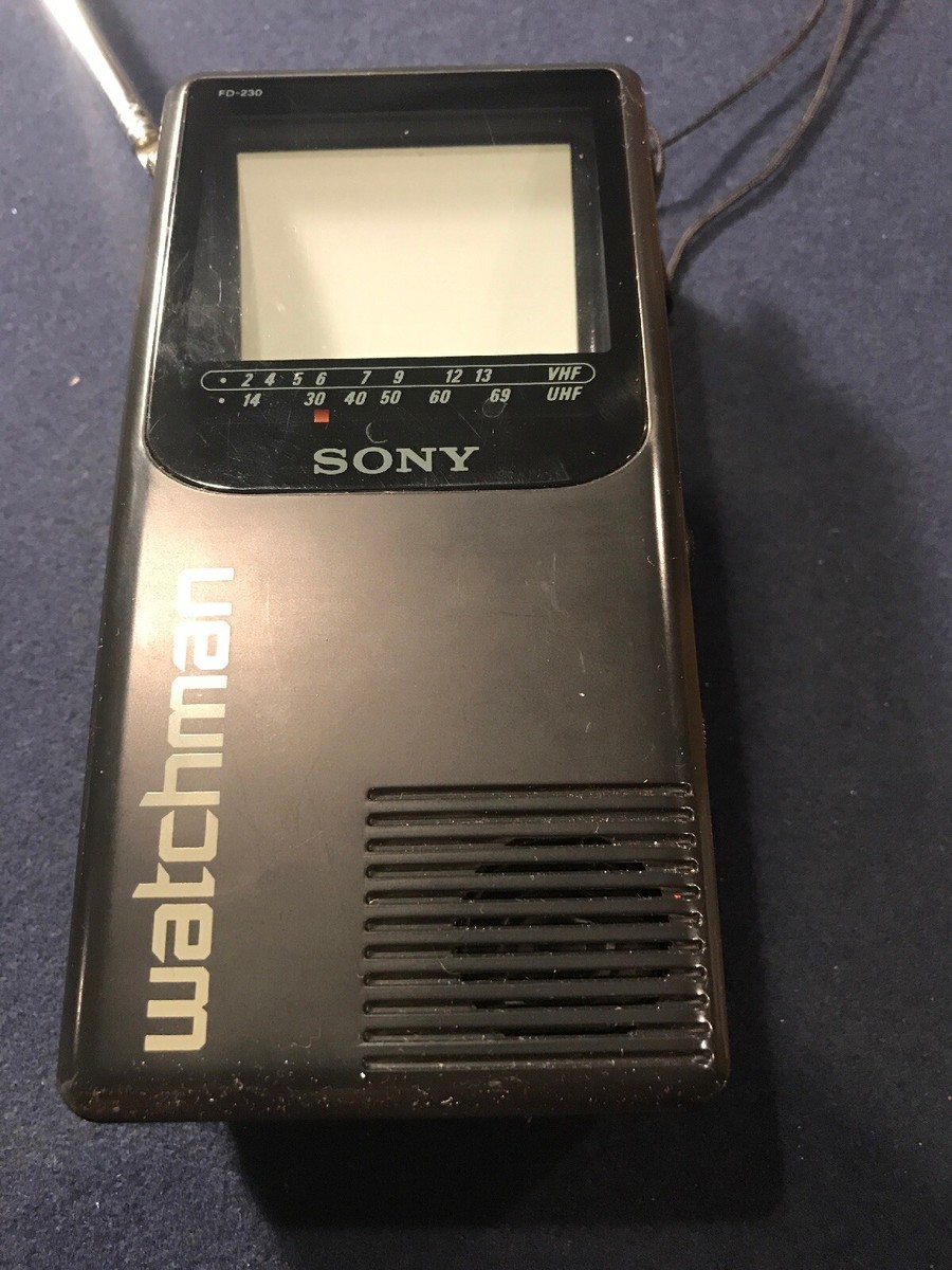 Vintage Sony Watchman B&W Portable TV ~ Tested ~ Model FD-230 F42