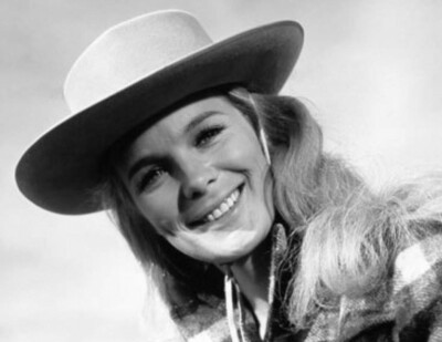 Linda Evans in Classic Western Show The Big Valley Photo Print 11''x17''  
