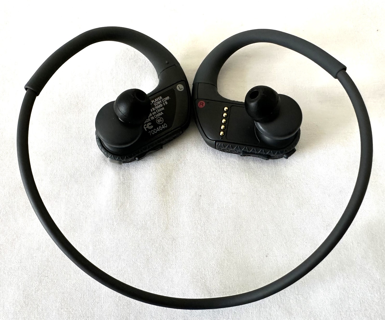 Sony Walkman NWWS413 Black 4GB Sports Wearable MP3 NWWS413 waterproof