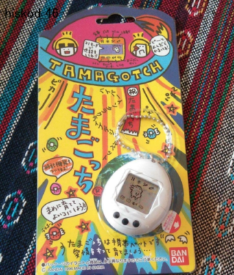 BANDAI Tamagotchi First generation White Pet Game Toy 1996 NEW