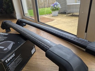 Thule WingBar Edge Black Roof Bars for Kia EV6