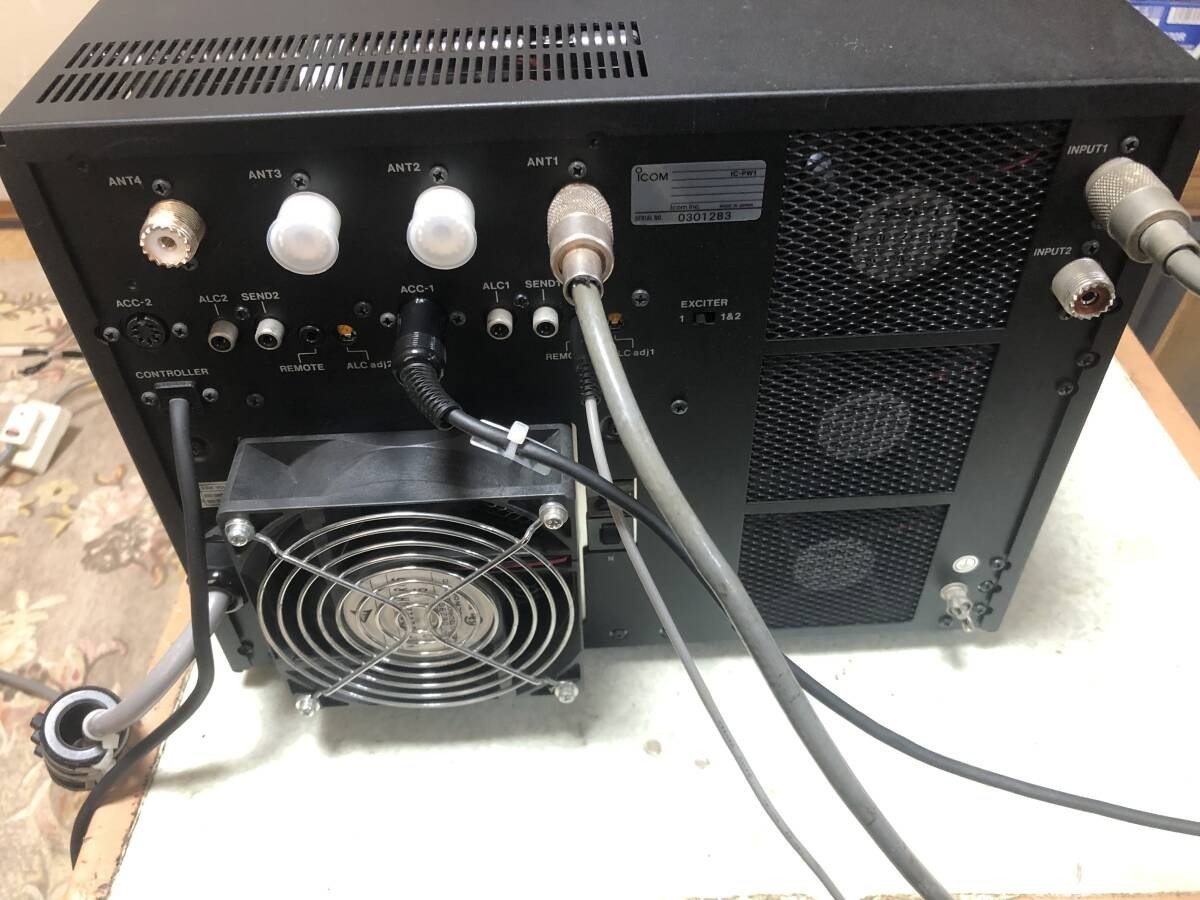 Icom IC-PW1 Ham Radio HF 50MHz 1KW Solid State Linear
