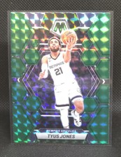 2022-23 Panini Mosaic #194 Tyus Jones Green