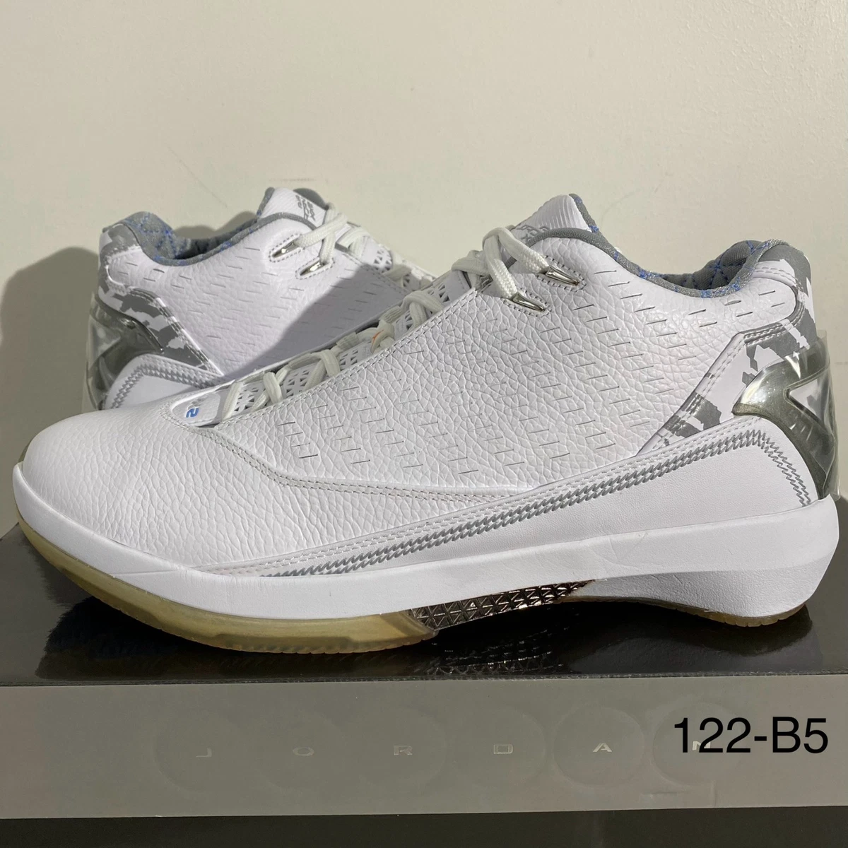 Jordan スニーカー ホワイト22センチ 【公式通販】
