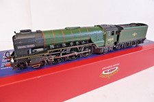 OO Gauge Bachmann 31-528A  4-6-2  A2  60529 BR Green. Working Lights.
