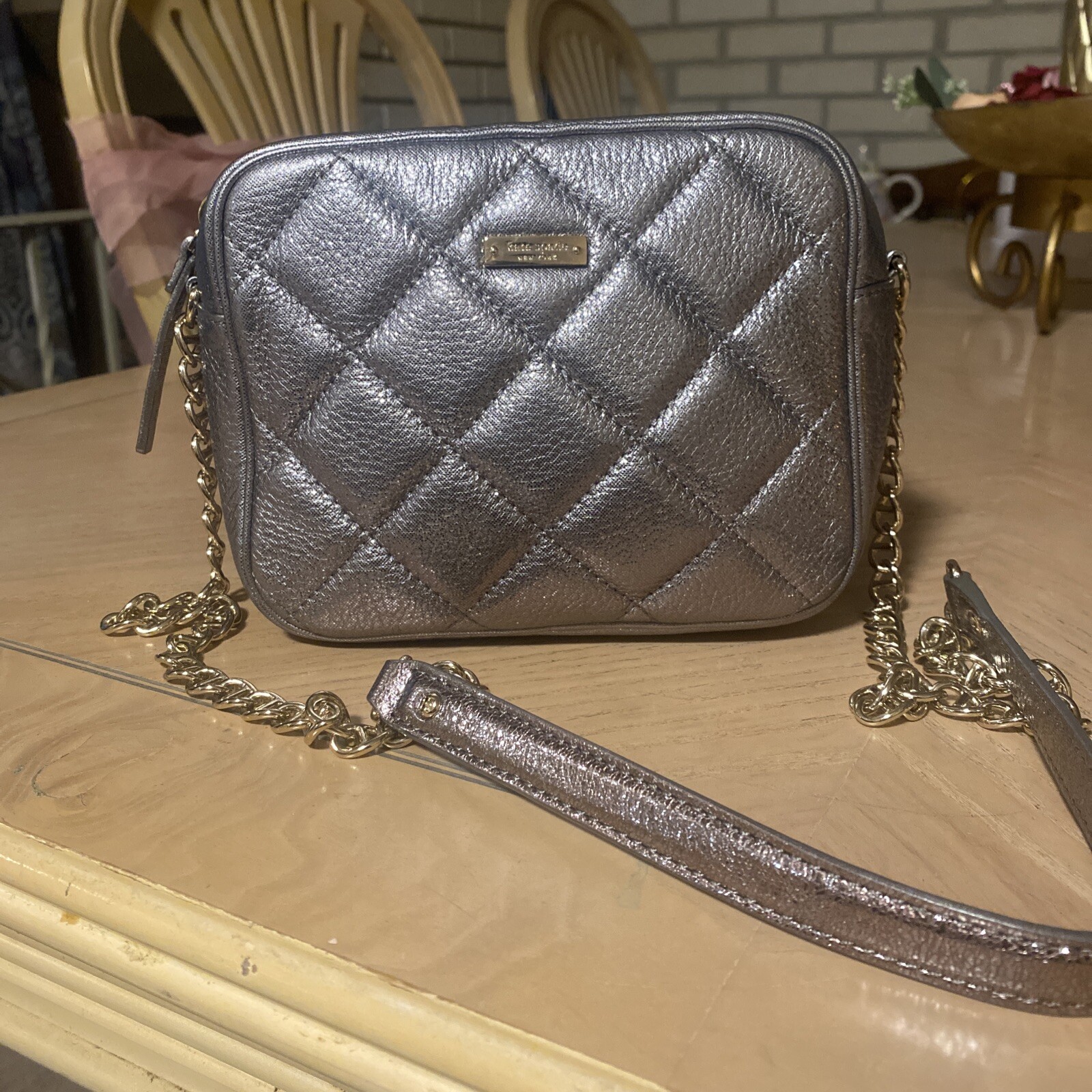 Kate Spade Silver Quilted Crossbody With Gold Chain Gem