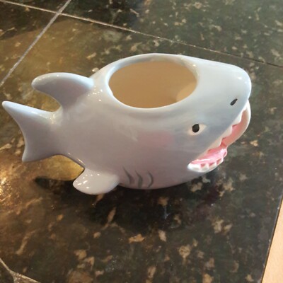 Big Mouth Inc ''BITE ME'' Shark Coffee Mug