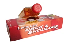 Lotus Leaf Neck Shoulder Pain Relief Massage Oil 60ml Aches Backache 荷叶牌正新加坡颈肩松油