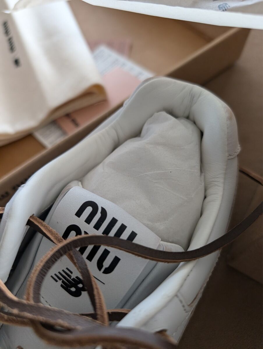 RARE Auth NWT Miu Miu x New Balance 530 - Size 43 White RARE Auth NWT Miu Miu x New Balance 530 - Size 43 White