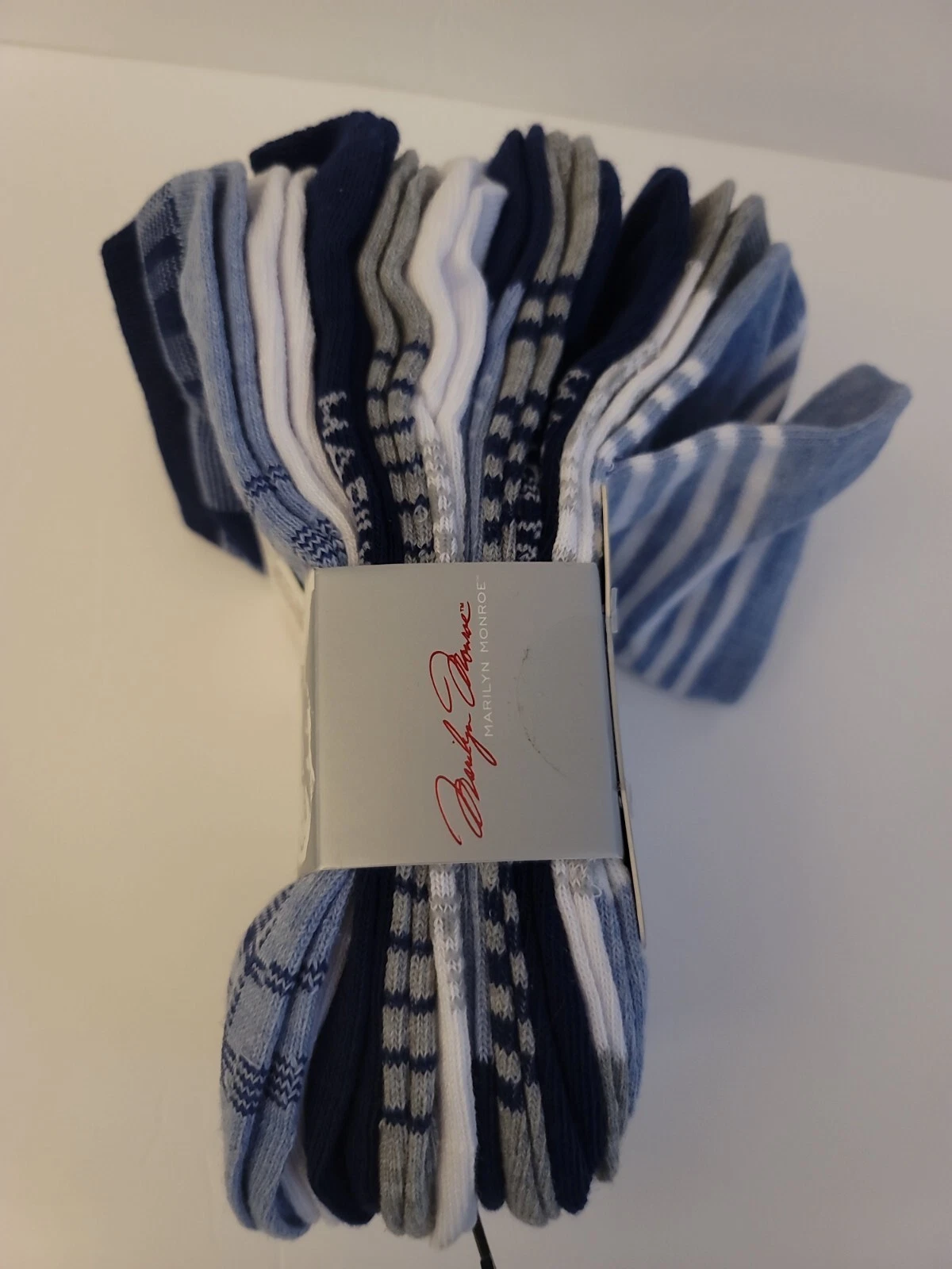 Marilyn Monroe Women's 10Pair Low Cut Sock Size 9-11 Shoe size 4-10