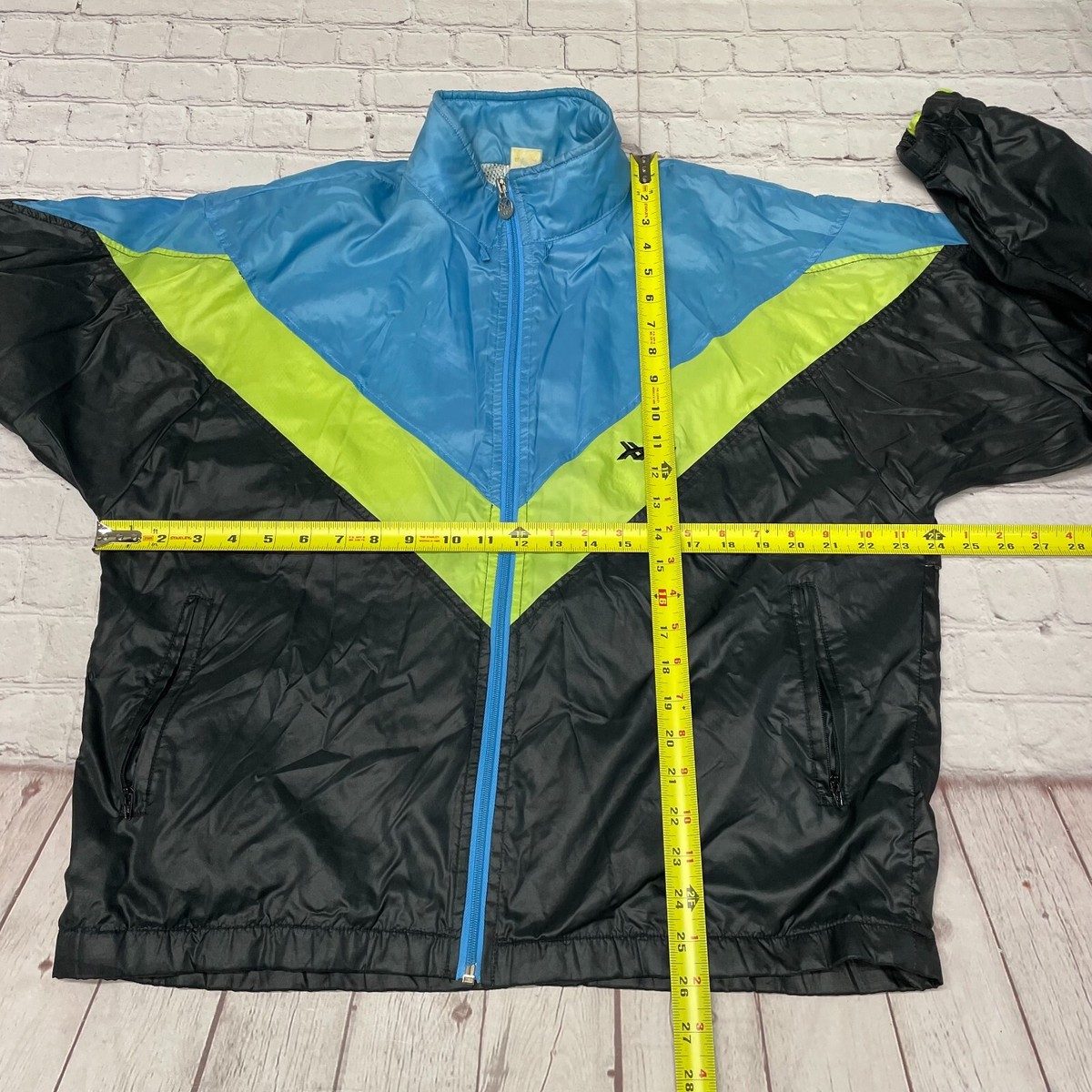 Vintage Asics Full Zip 80s 90s Windbreaker Jacket Size Large Vintage Asics Full Zip 80s 90s Windbreaker Jacket Size Large
