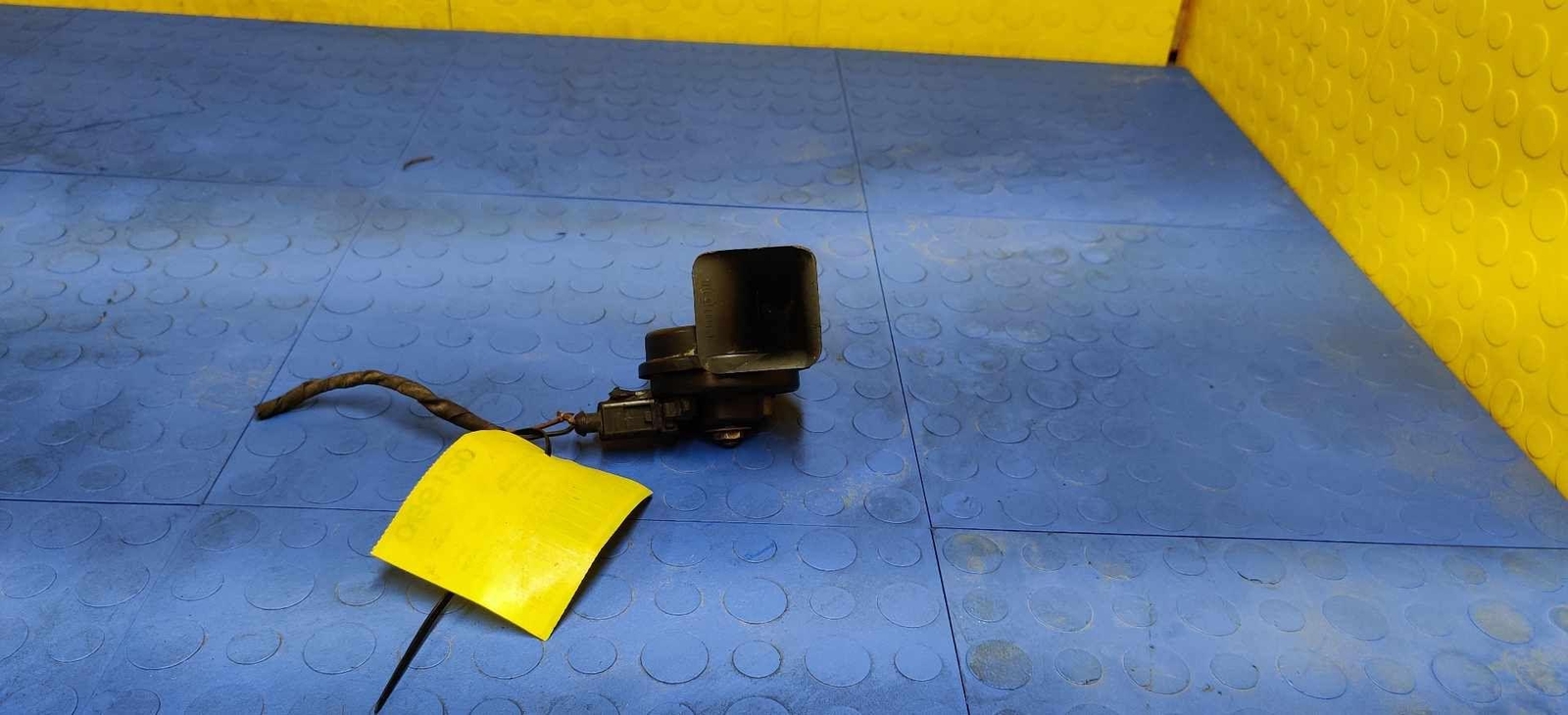 06 07 08 09 10 11 12 BENTLEY Continental GT Horn Low Tone OEM 3W0951223