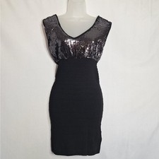 Guess Black Sequin Mini Cocktail Dress Sleeveless Textured Bodycon Small Womens