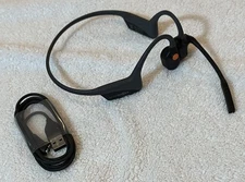 AfterShokz ASC100BK Black - Bluetooth Headset with USB Charger - USED