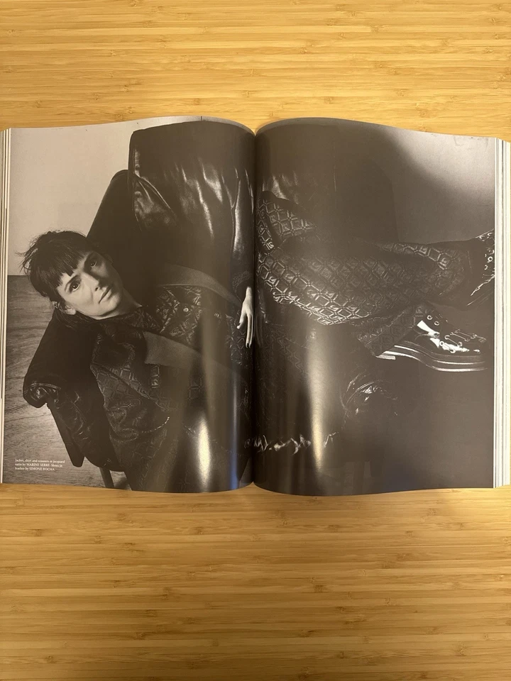 Another Magazine Issue 47 A/W24 Winona Ryder Mia Goth Phoebe Philo Holly Herndon Foto 4 de 4