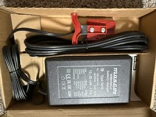 Mascot NiMH/NiCd Battery Charger Type 2415 100-240VAC 50/60Hz 1.3 A Max