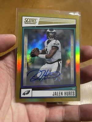 Eagles NFL 2022 Score - Jalen Hurts #244 Gold Zone Signatures /50 (AU)