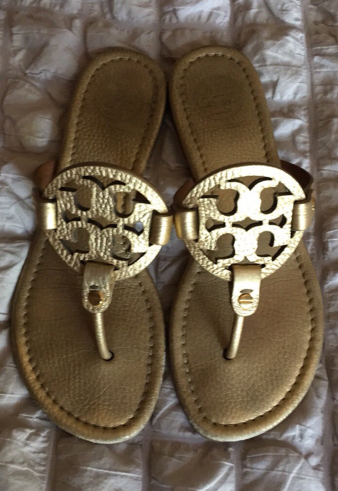 Top 87+ imagen tory burch gold miller sandals - Thcshoanghoatham-badinh ...