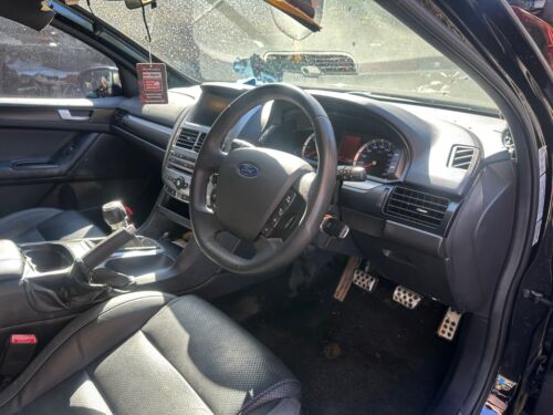 WRECKING FORD FGX FALCON XR8 - Picture 5 of 6