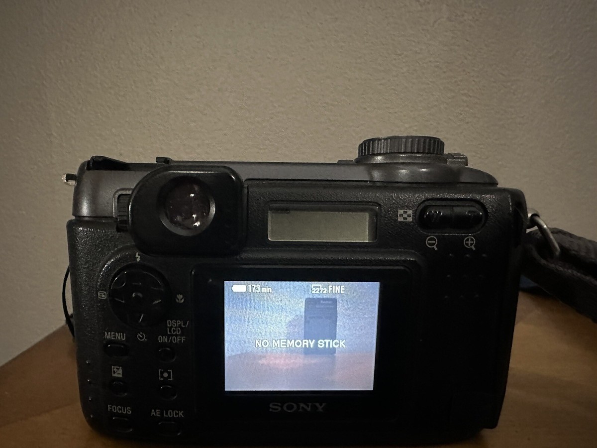 Sony Cyber Shot DSC-S85 4.1 MP Digital Camera Battery Sony Cyber Shot DSC-S85 4.1 MP Digital Camera Battery