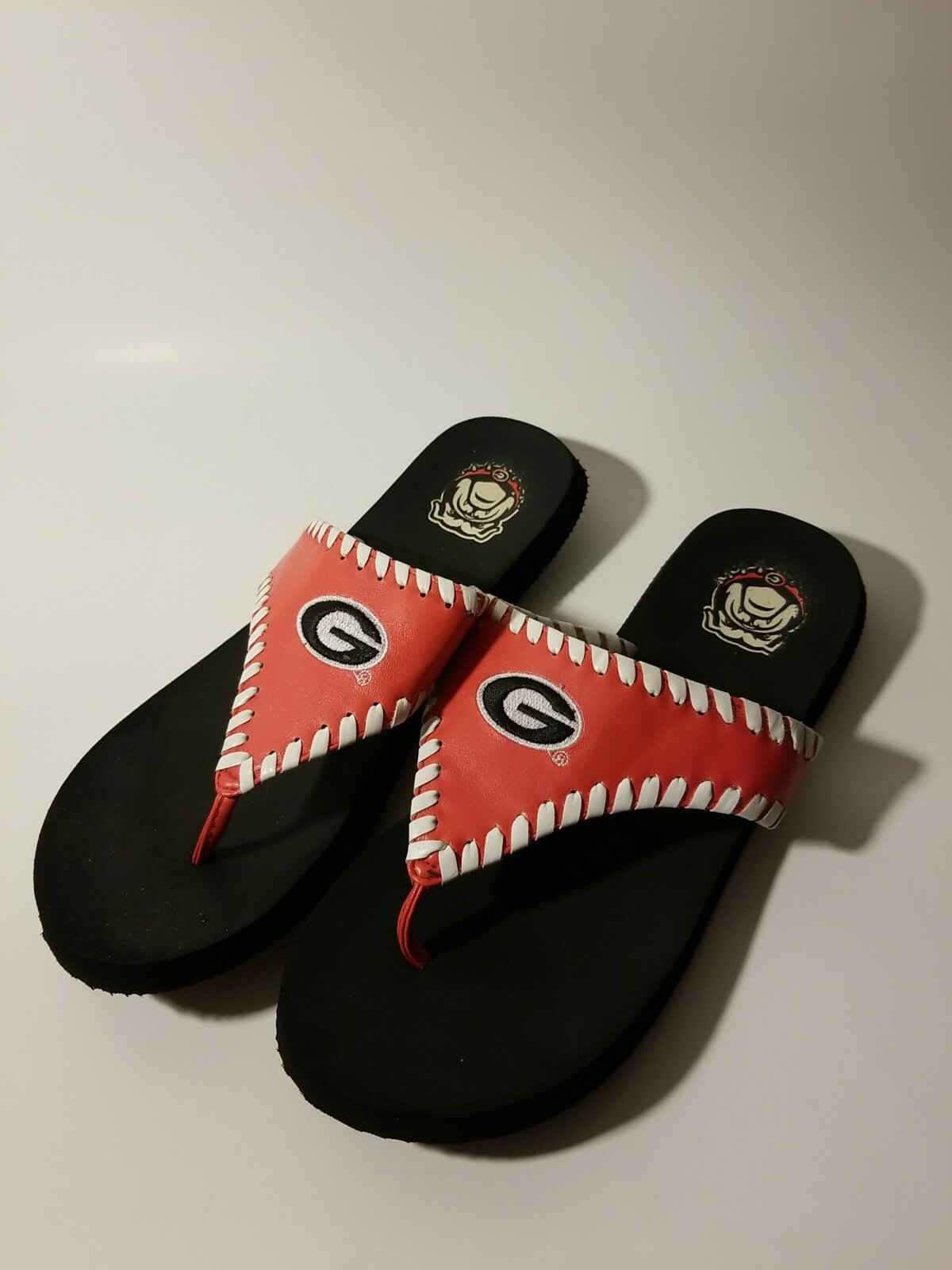 Women's Georgia Bulldog Flip Flops Size 7 Red and Black Slip on Sandals  Beach | eBay