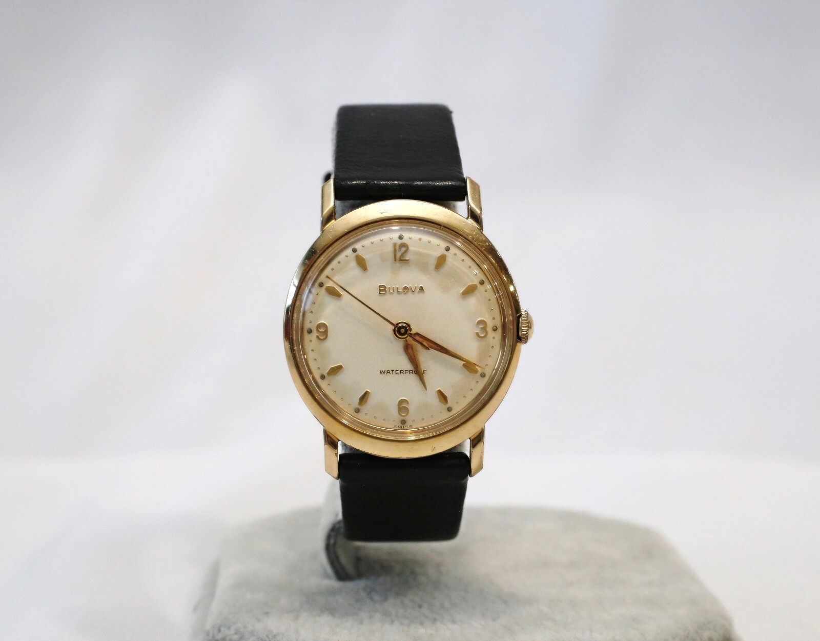 Vintage Bulova 11-ALC Waterproof 17 Jewels Wrist Watch