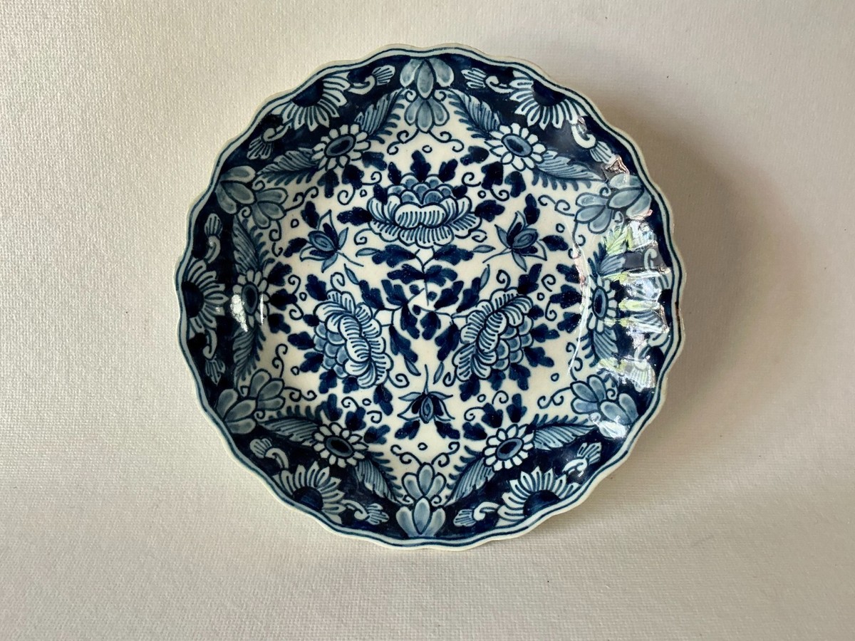 1-2 MAKKUM Tichelaar scalloped PLATE Bowl 6 5/8