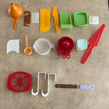 Vintage Tupperware Kitchen Gadget Set 14 Items & 4 Non Tupperware Gadgets
