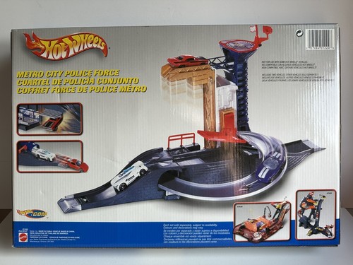 2002 Hot Wheels Metro City Police Force New Sealed Mint International Package - Picture 14 of 24
