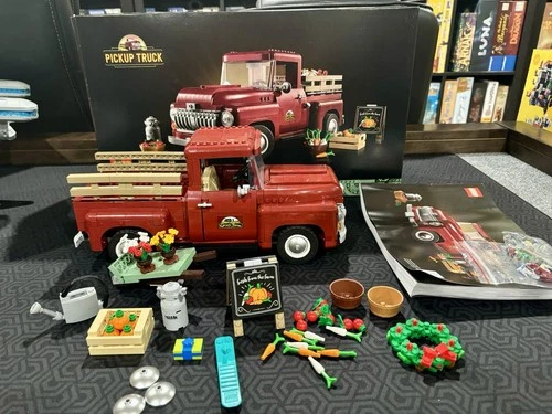 LEGO Icons: Pickup Truck (10290) 100% Complete With Pieces, Box And Instructions