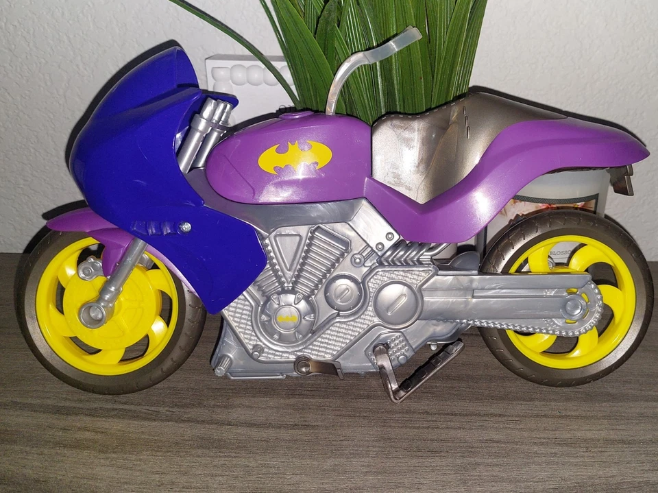 *Batgirl & Batcycle 12" Mattel 2016 DC Comics Superhero Foto 2 de 4