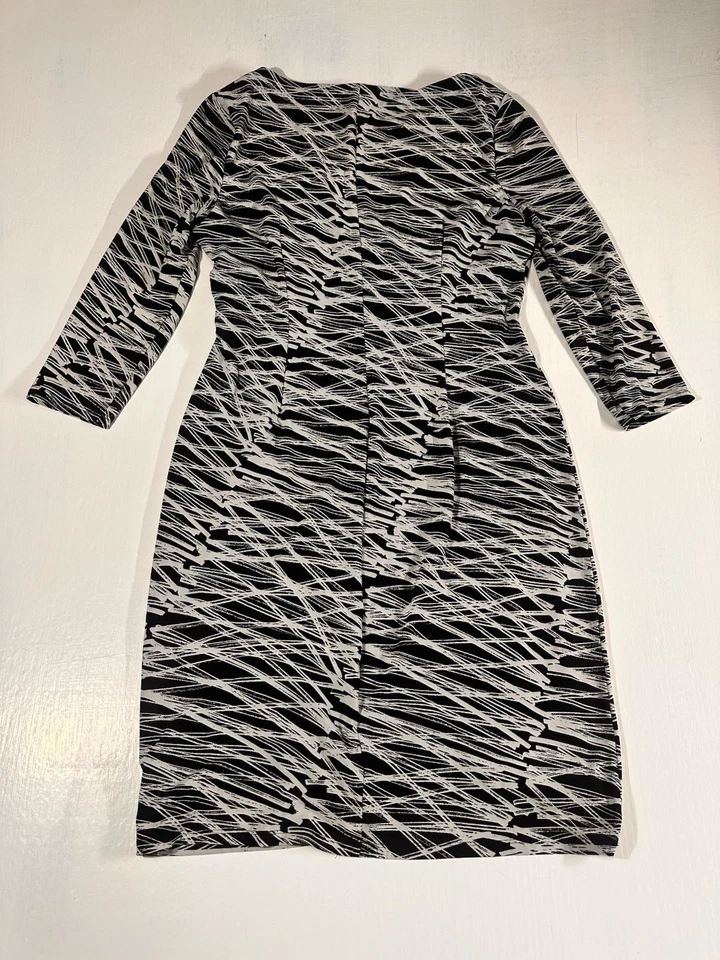 Anne Klein 侧皱褶迷笛连衣裙黑色白色 3/4 袖内衬 12 码弹力 — 第 4/4 张图片