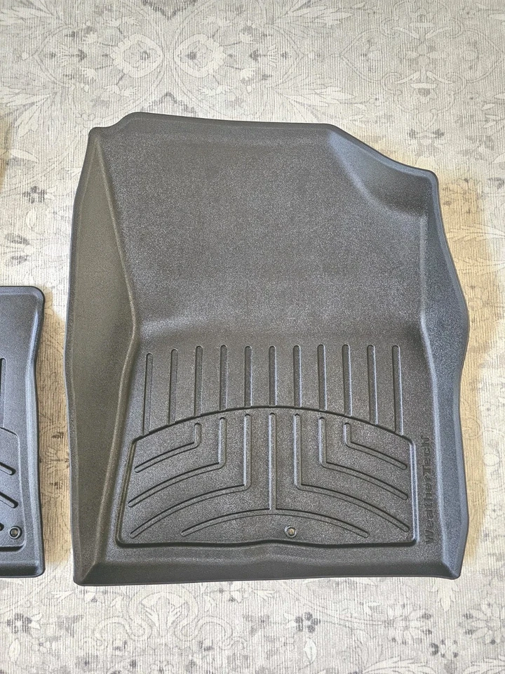 Alfombrillas KIA SORENTO 2021-2025 WeatherTech revestimiento de piso (solo alfombrillas delanteras) Foto 3 de 4