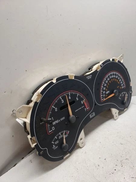 Спидометр US GT кластер подходит 00-03 GRAND AM 1227845 - Изображение 2 из 4