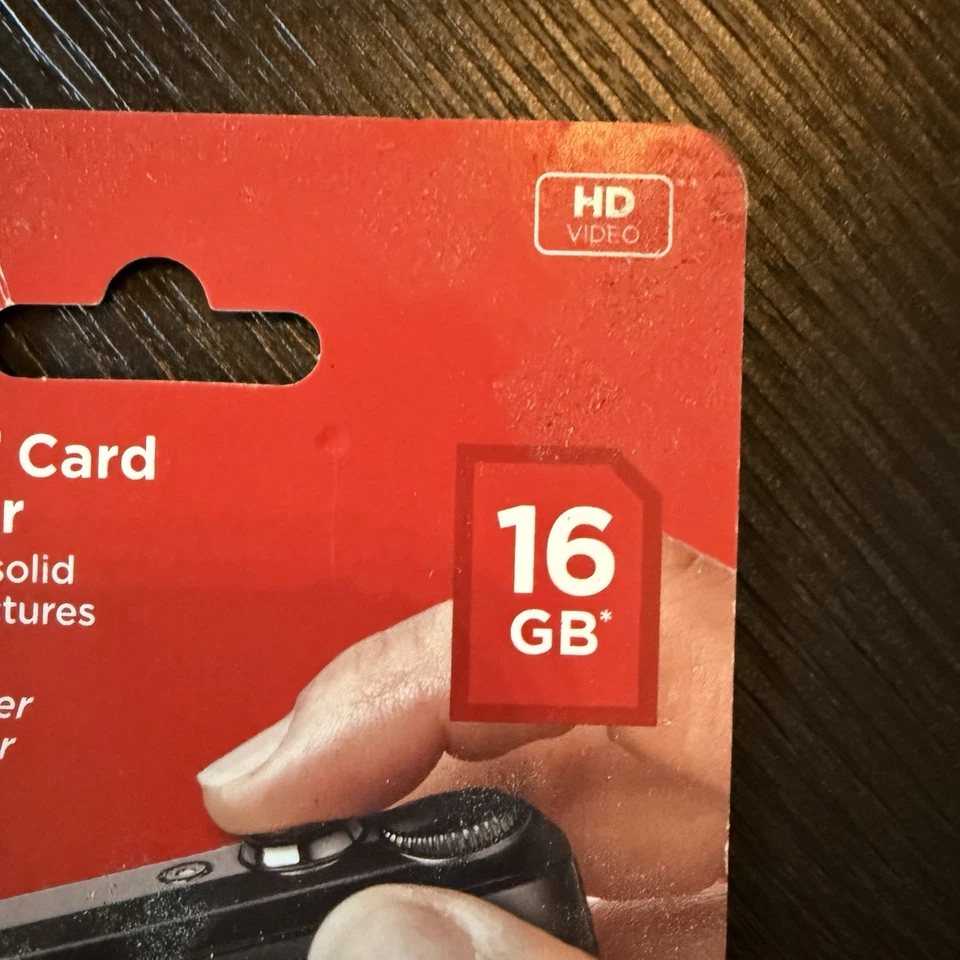 SanDisk 16GB Micro SDHC Card with Adapter New - Image 3 of 4