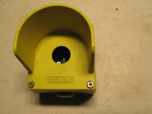 NUOVO SIEMENS 3SU1851-0ND00-2AC2 SINGOLO 22mm 2NC/1NO CUSTODIA DI SICUREZZA A0965 - Foto 6 di 6