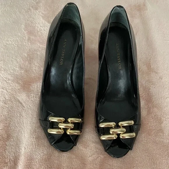 Zapatos de salón [Ann Taylor] Peep Toe charol negro talla 6 Foto 4 de 4