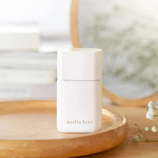 [KANEBO MEDIA LUXE] Lasting Base Makeup Foundation Primer 01 BEIGE SPF50 PA++++ - Image 3 of 4