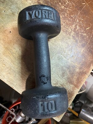 Vintage 10 Pound lb York Barbell Roundhead Dumbbell Cast Iron Flat Rest