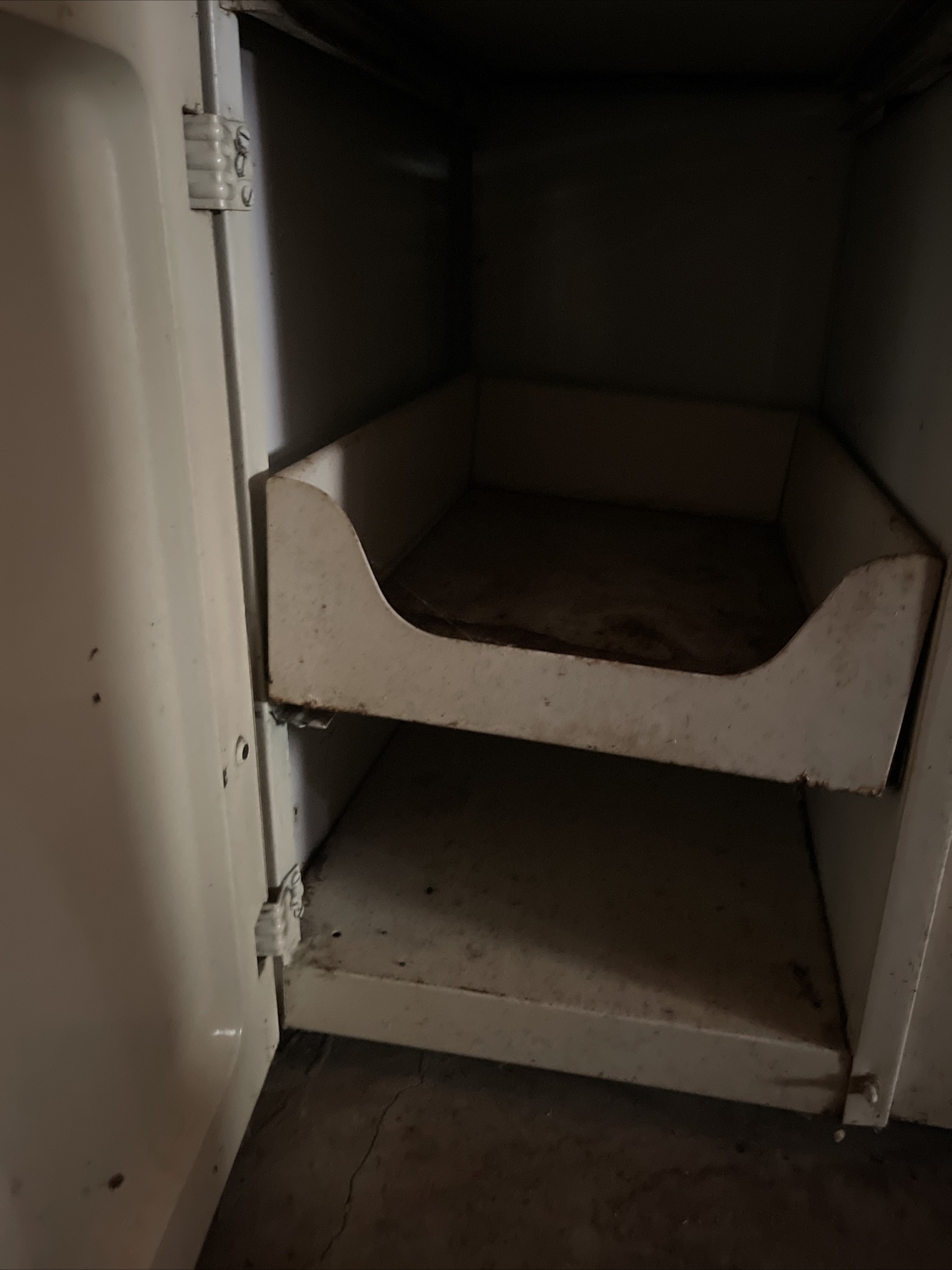 Vintage Youngstown Kitchen Sink 5.5’x 2’ Will Deliver Offers