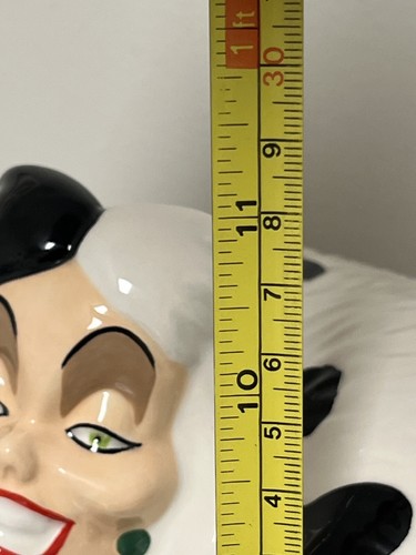 Disney's CRUELLA DuVil BioWorld Large 7" x 11" Sculpted Ceramic Cookie Jar NEW - Picture 8 of 9