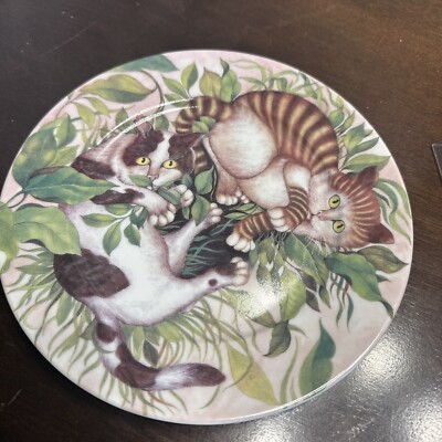 Vintage 1855 Email de Limoges collectible Cat Plate 7.5  glass
