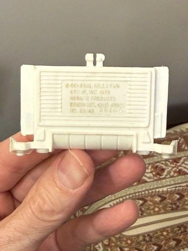 1978 Star Wars Tie Fighter White Kenner Battery Cover Part